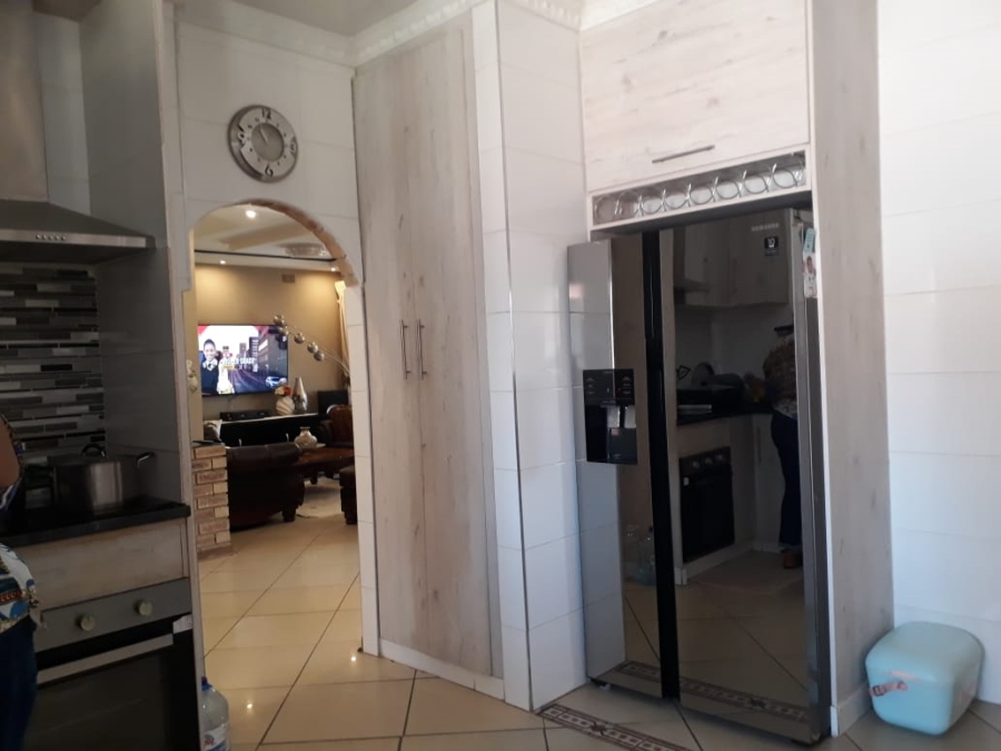 3 Bedroom Property for Sale in Rustenburg North North West